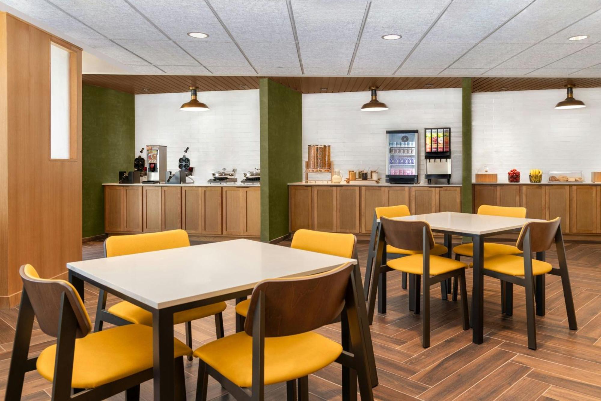 Fairfield By Marriott Inn & Suites Kansas City At The Legends מראה חיצוני תמונה
