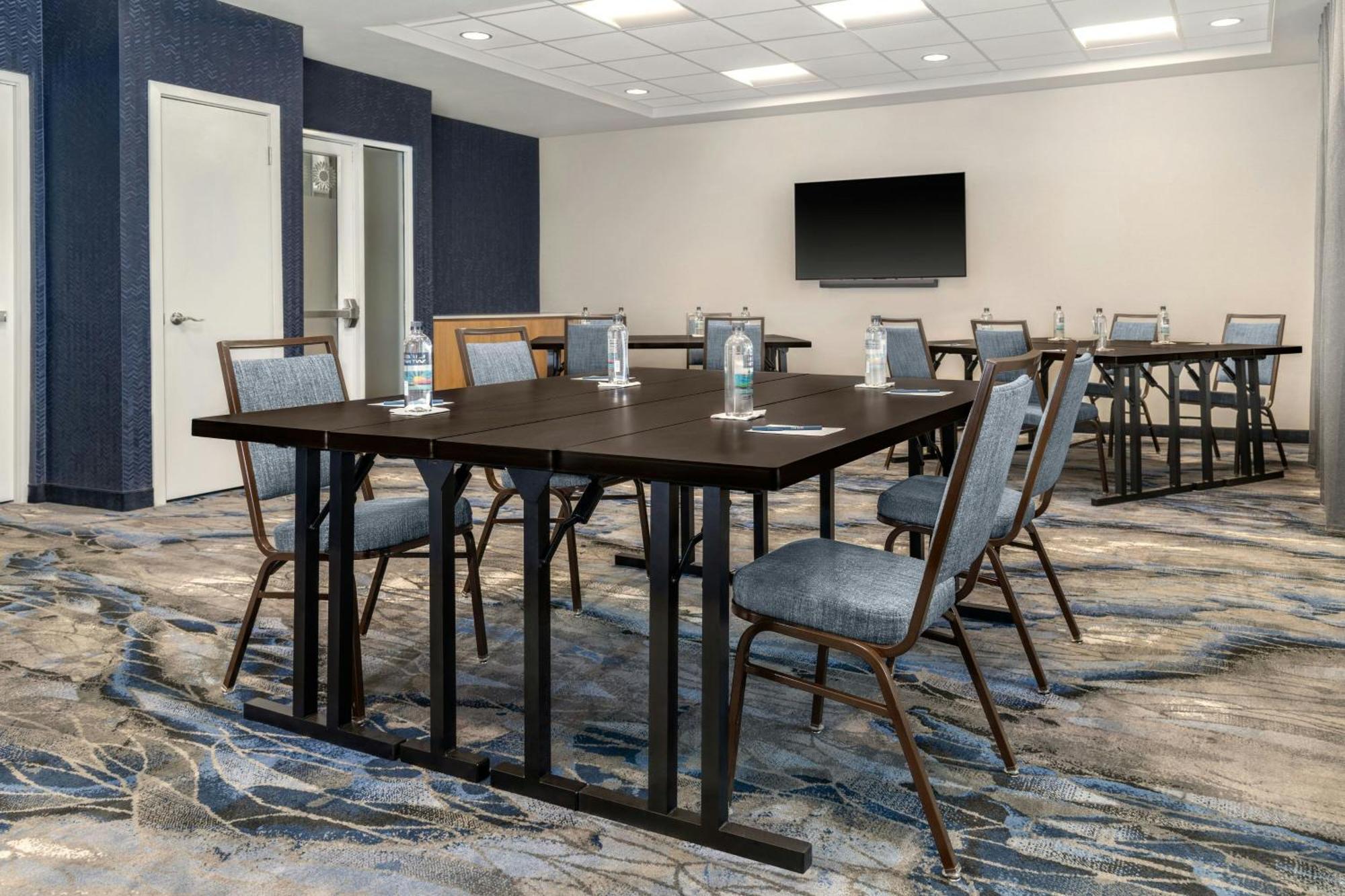 Fairfield By Marriott Inn & Suites Kansas City At The Legends מראה חיצוני תמונה