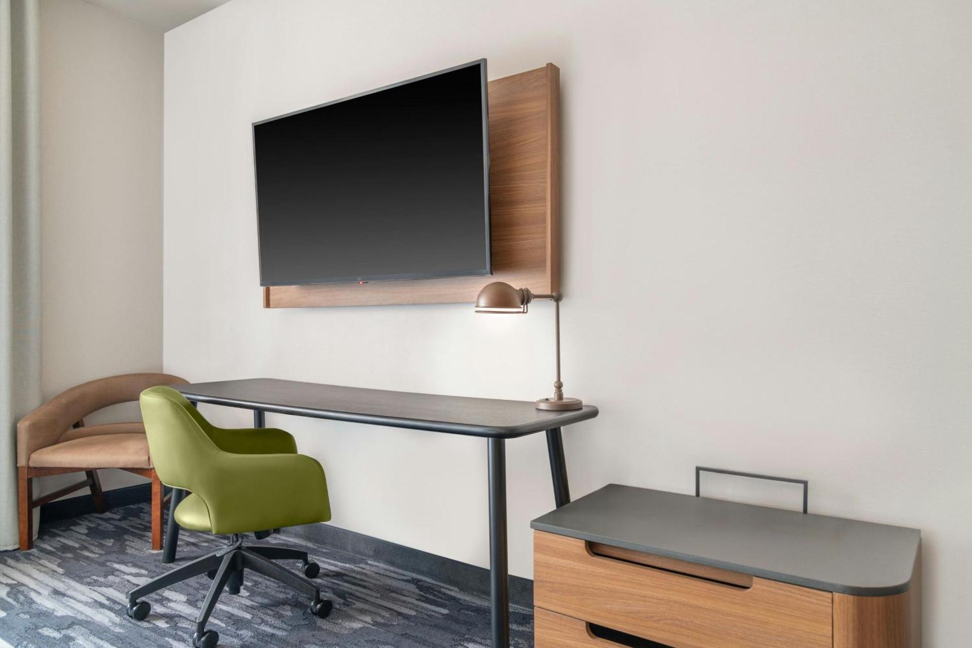 Fairfield By Marriott Inn & Suites Kansas City At The Legends מראה חיצוני תמונה